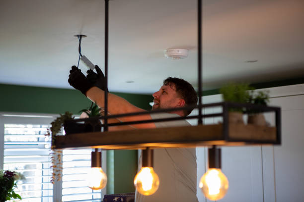 Best Local Electrician Companies  in Tunica, MS