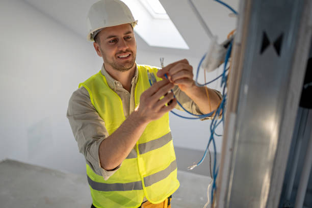 Best Electrical Outlet Repair  in Tunica, MS